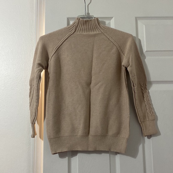 Sweater - Picture 2 of 2